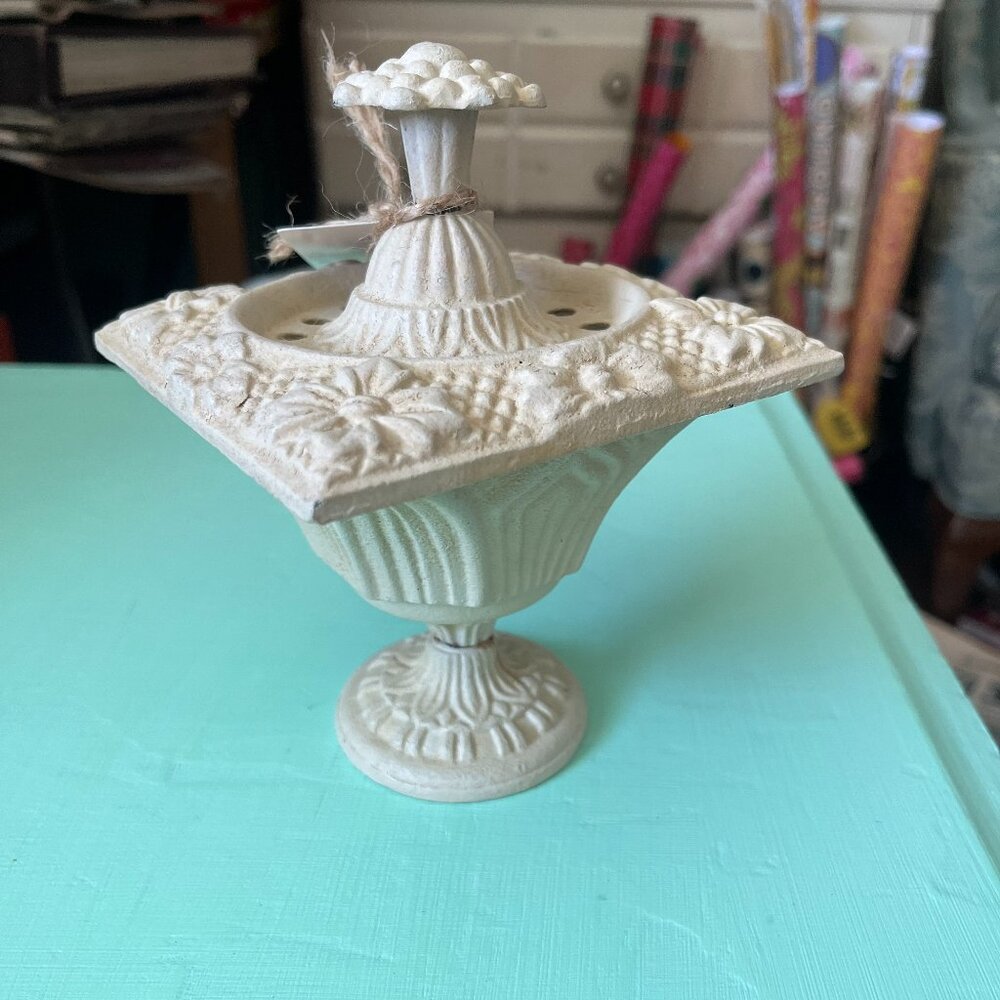 Henfeathers Ivory Colored Cast Iron Urn